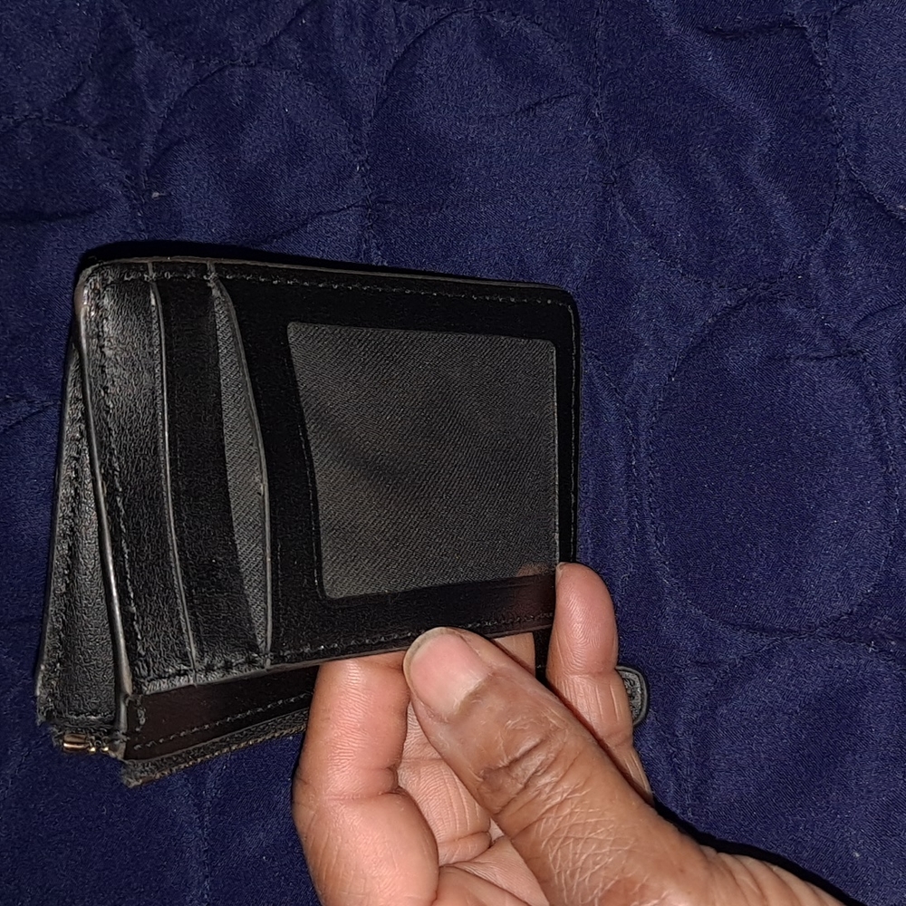 Wallet - Picture 4 of 4